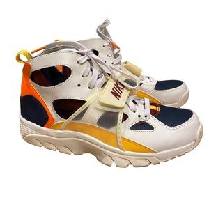 Nike Huarache Sneakers